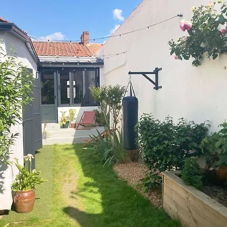Dom wakacyjny Ky Nous Va-elegante Maison Arago